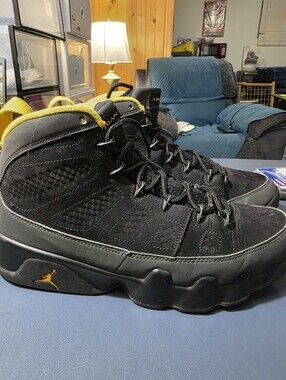 Jordan 9 Dark Charcoal, Size 10m Men's High-Top Sneakers in Black